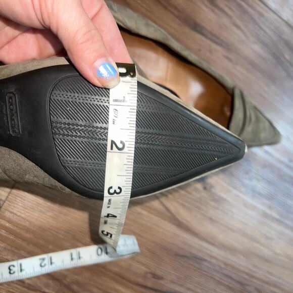 Vintage Coach Taupe Suede Kitten Heels Size 9 - Picture 11 of 12